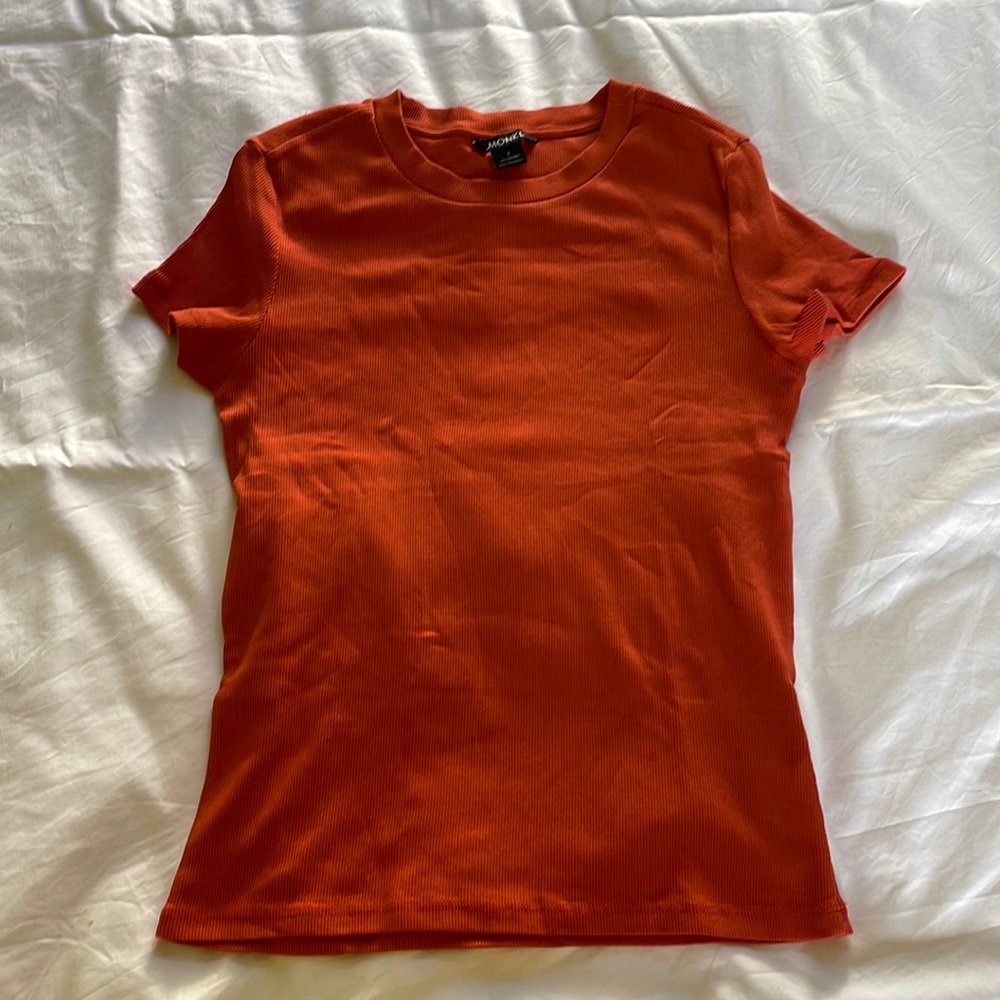 Monki coral colored mock neck tee.